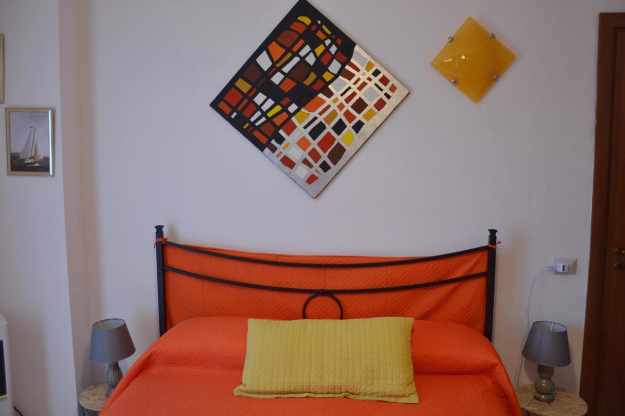 Profumo Di Mare Bed and Breakfast Giardini Naxos Eksteriør billede